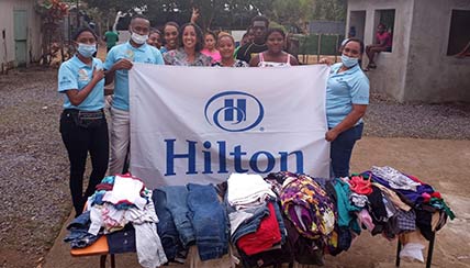 Donating to Clothing to the community in Boca de Chavon Thumbnail