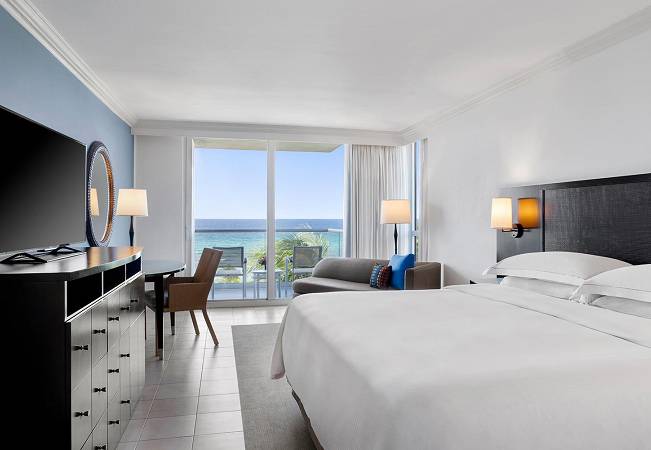 MBJRHHF Royal Suite Bedroom