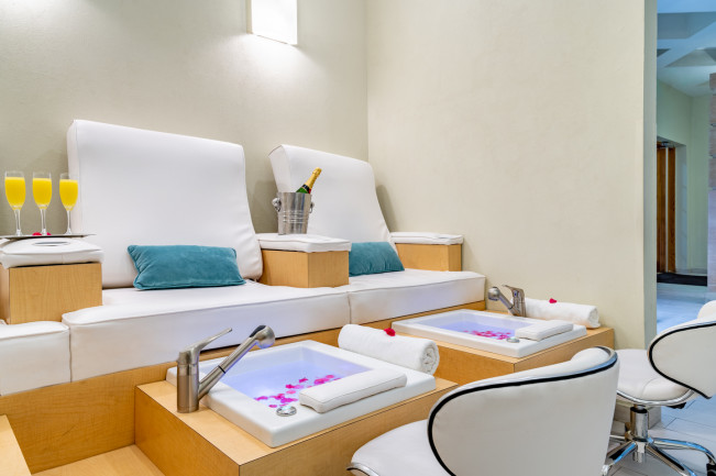 MBJRHHF Radiant Spa