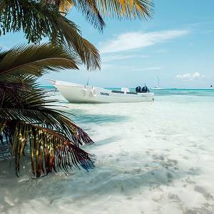 Sailing tours at Secrets La Romana.