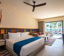 Hyatt Zilara Cap Cana Oceanfront Junior Suite swim up king room.