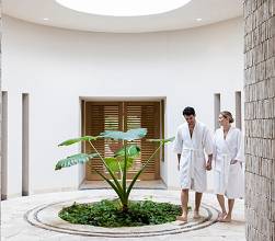 hyatt zilara riviera maya hydrotherapy experience couple 1