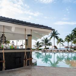 hyatt zilara riviera maya olas swim up bar