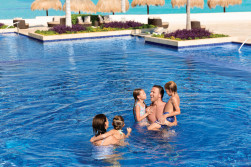 Hyatt Ziva Cancun Main Pool Family.