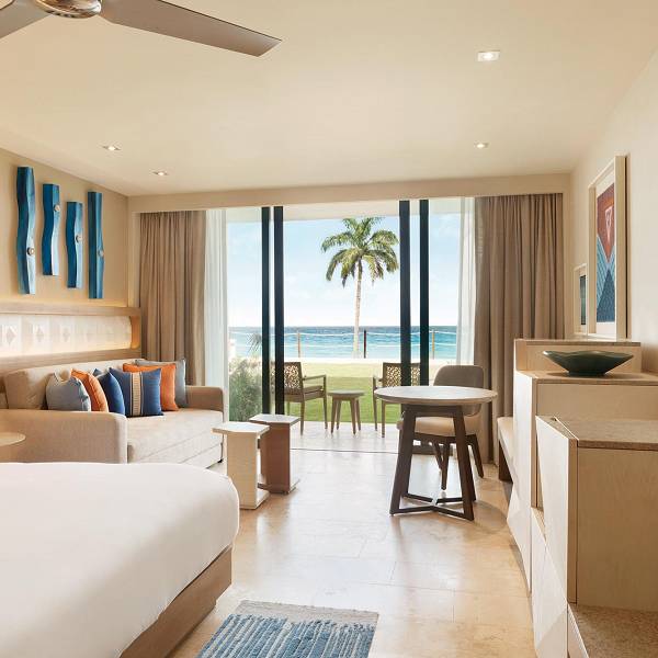 Hyatt Ziva Cancun King Room.