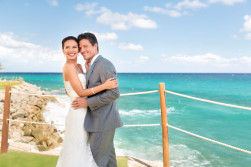 Hyatt Ziva Cancun Wedding Couple Romantic 4