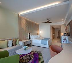 hyatt ziva cap cana junior suite swim up king room 1