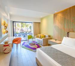 hyatt ziva cap cana junior suite swim up king room
