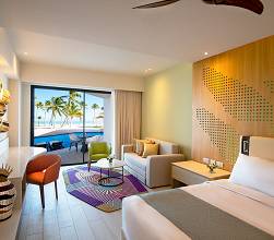 hyatt ziva cap cana oceanfront junior suite swim up king room 2