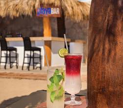 Hyatt Ziva Puerto Vallarta Playa Bar.