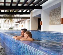 Hyatt Ziva Puerto Vallarta Vitamar Spa Hydrotherapy couple.