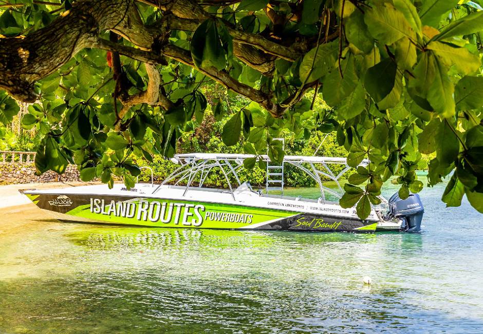 powerboat
