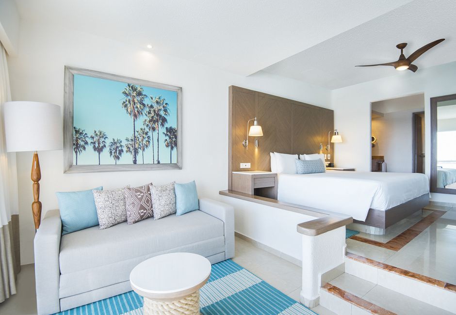 Sunscape Cancún junior suite